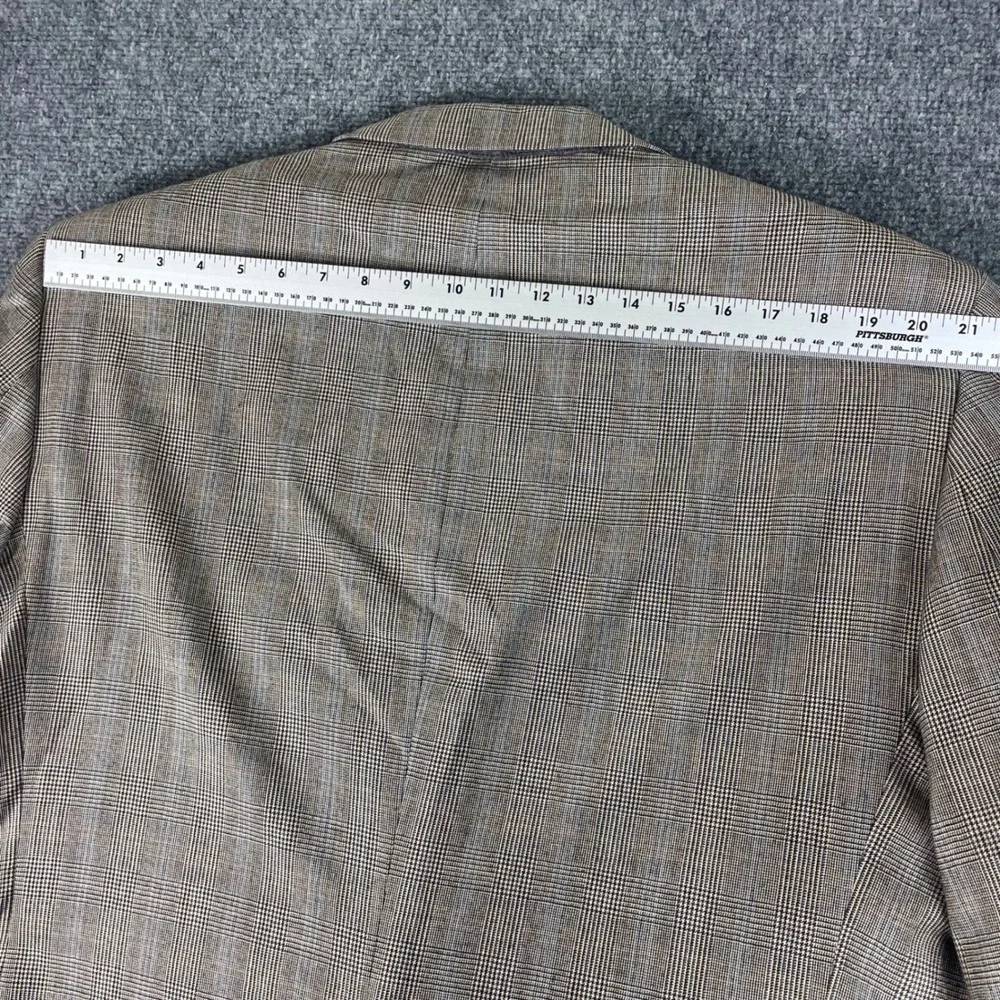 Jos. A.‎ Bank Blazer 48RG Brown Plaid Signature Collection 100% Wool Flaw Men's
